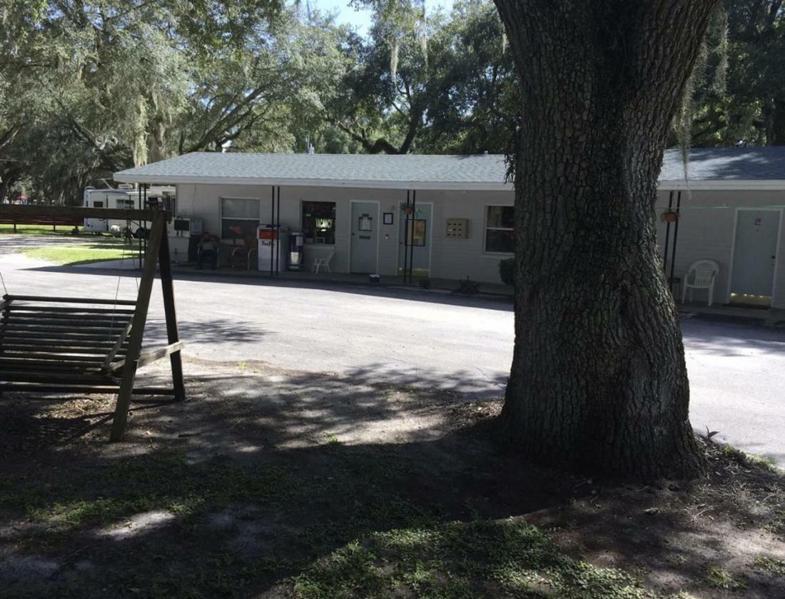 Cindy'S Motel & Rv Park Mayo エクステリア 写真